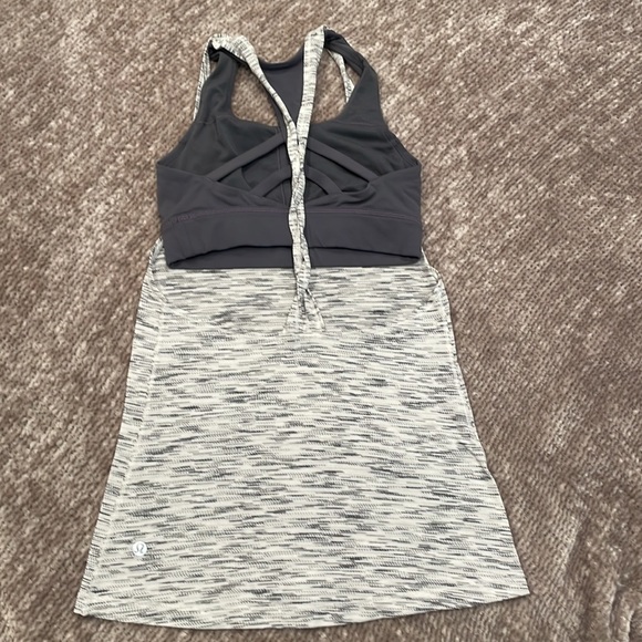 Lululemon Tank Top with built in Sports Bra - Picture 3 of 8